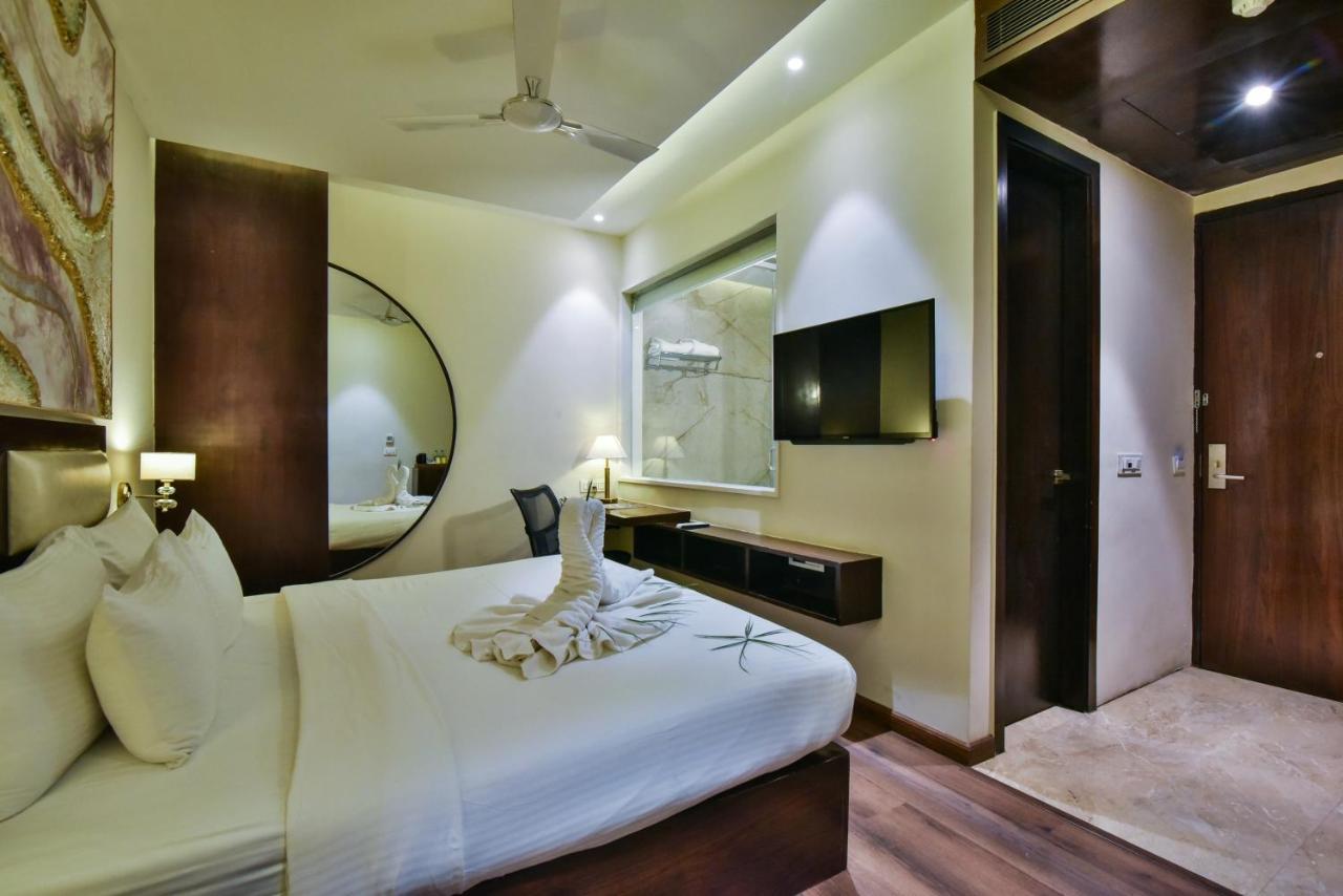 Hotel Br Grand With Nimo Club Amritsar -5 Mint From Golden Temple 외부 사진